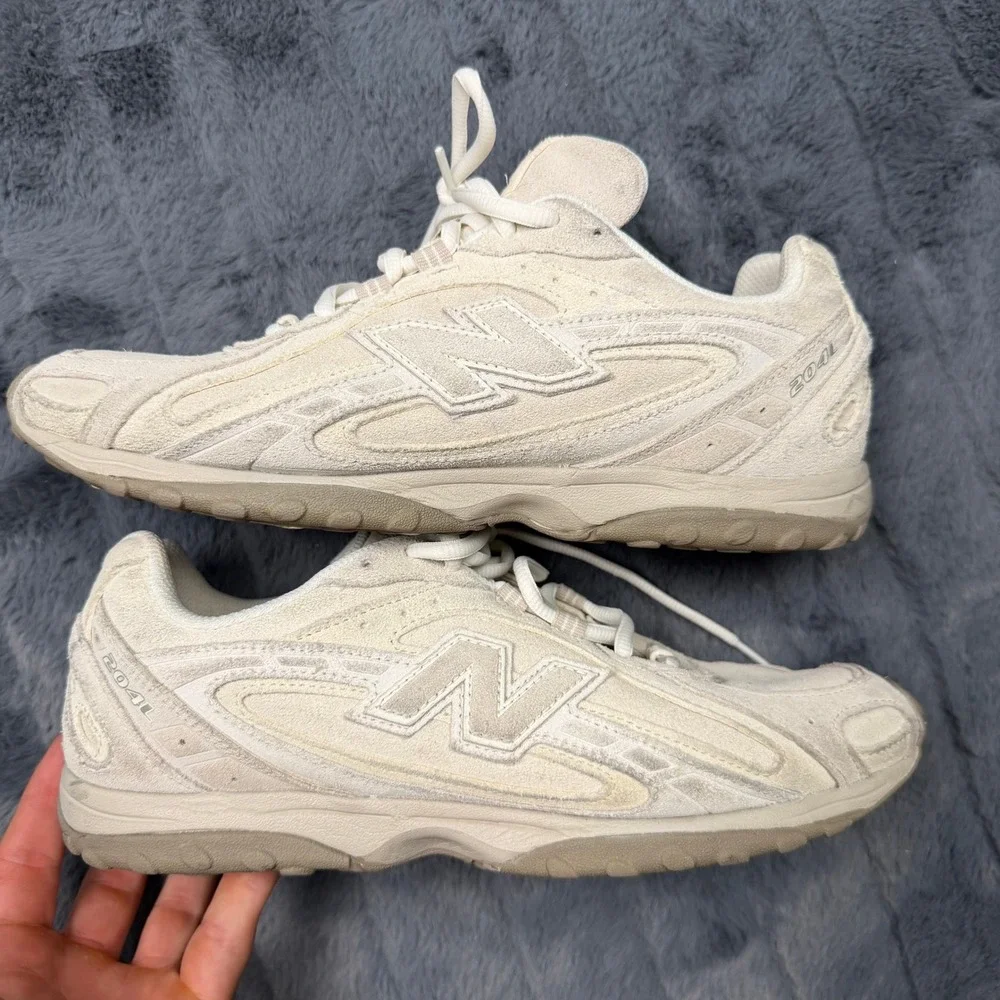 New Balance 204L Mens 8 Beige Cream Suede Athletic Sneakers U204LMMC